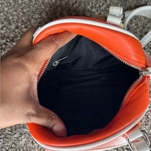 VINTAGE Von Dutch Orange and White Women's Bag!! - Picture 7 of 7